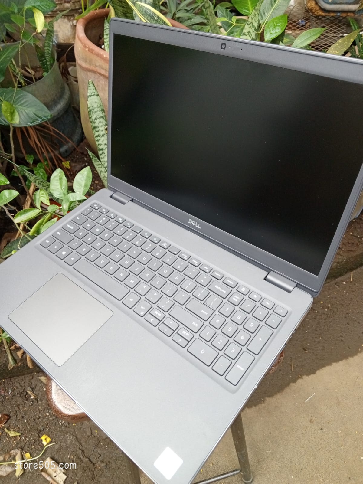 Dell Latitude 3510 | Core i5 10ma Gen | 8GB RAM | 250GB SSD NVMe | Rendimiento y durabilidad para profesionales